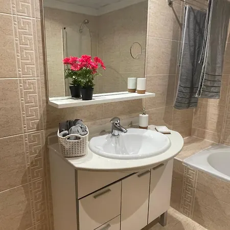 Beach&comfort Cozy By The Ocean